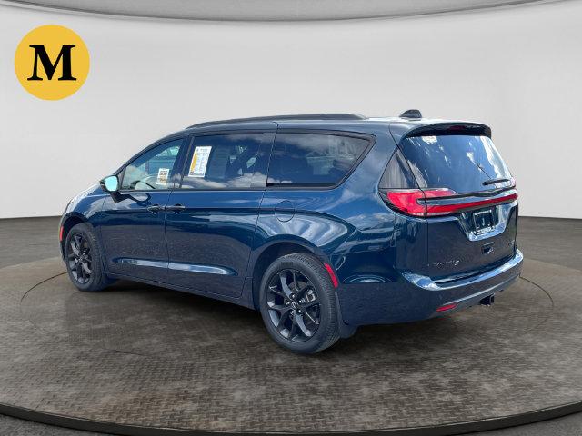 2025 Chrysler Pacifica Limited AWD
