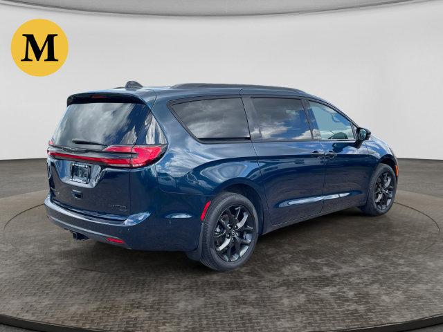 2025 Chrysler Pacifica Limited AWD