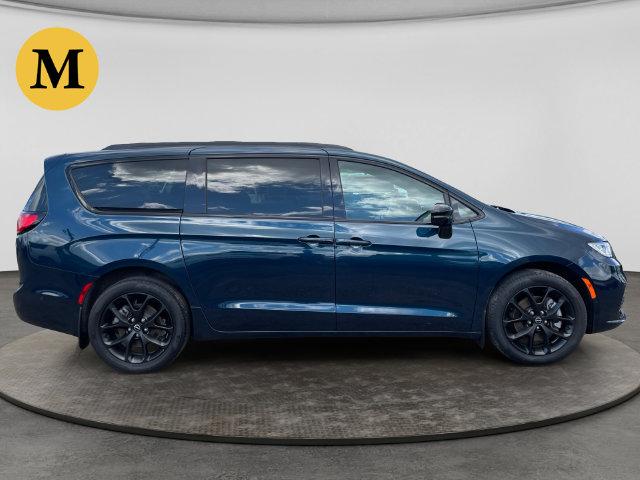 2025 Chrysler Pacifica Limited AWD