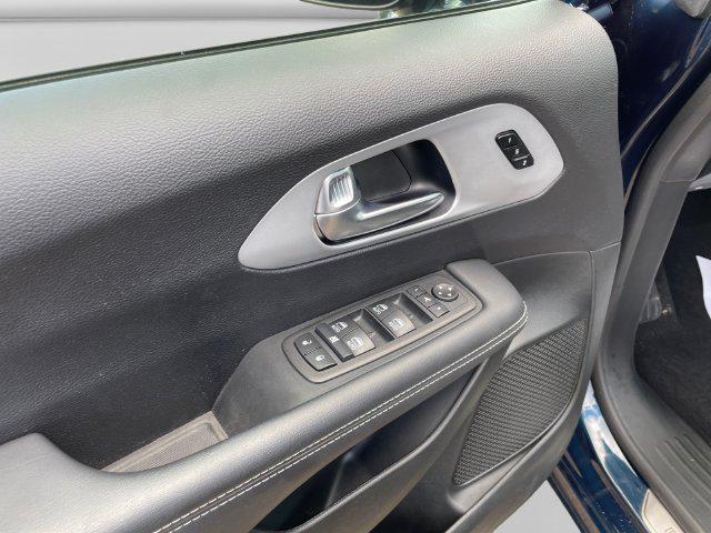 2025 Chrysler Pacifica Limited AWD