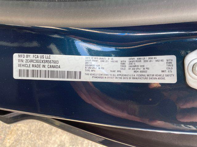 2025 Chrysler Pacifica Limited AWD