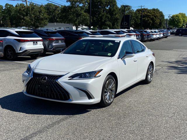 2023 Lexus ES 300h Luxury