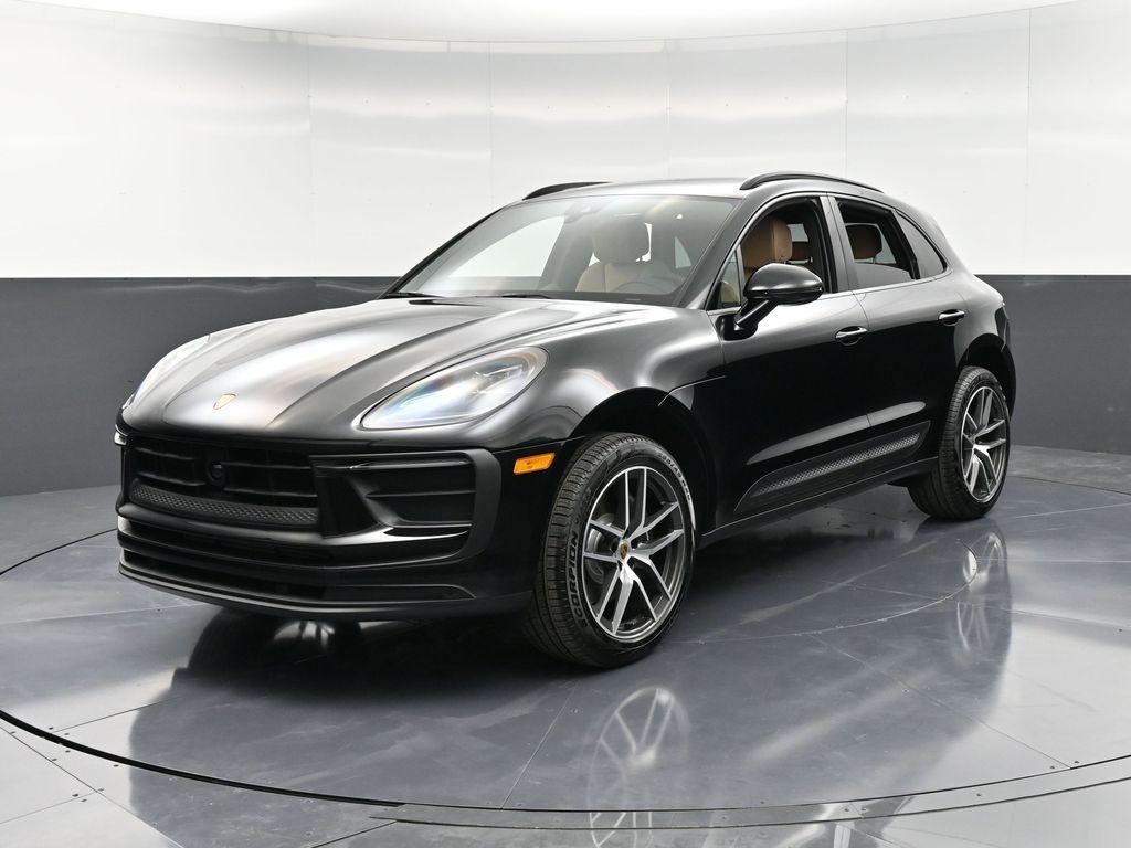 /2026 Porsche Macan
