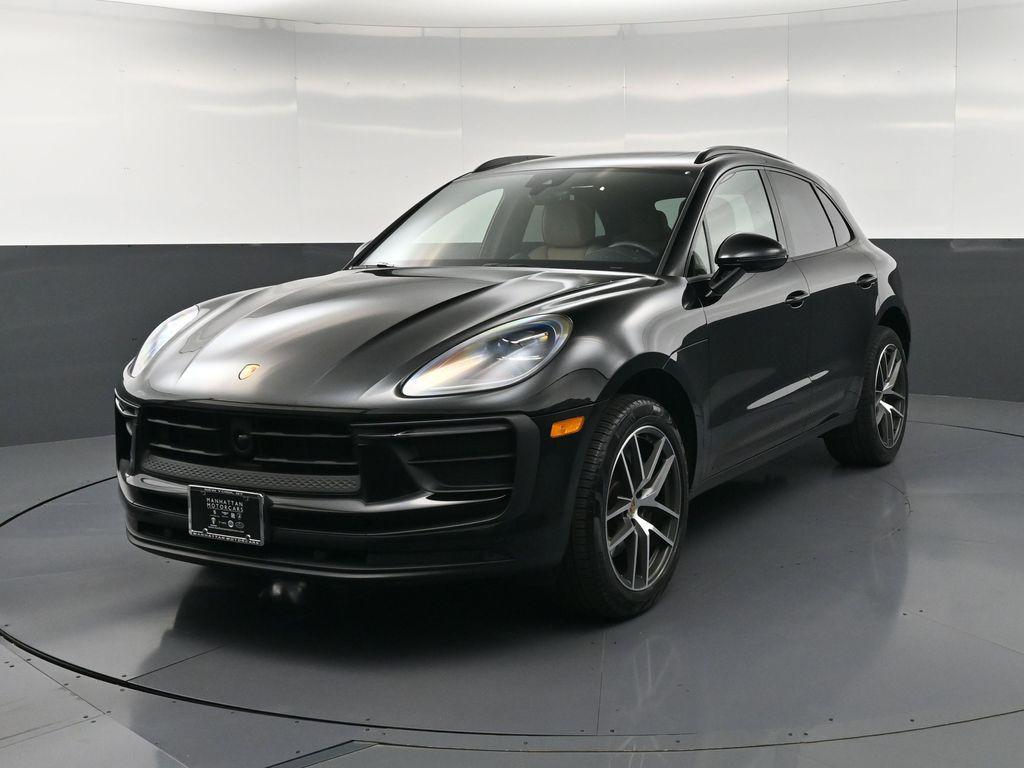 /2026 Porsche Macan