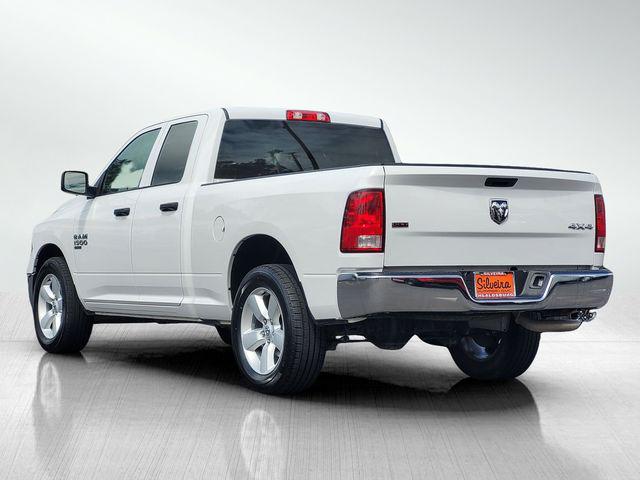2024 Ram 1500 Classic SLT Quad Cab 4x4 64 Box