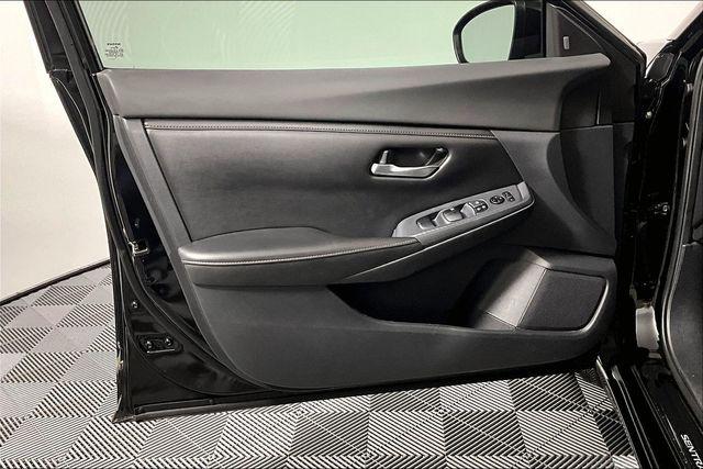 Used 2022 Nissan Sentra SV Xtronic CVT For Sale in Olive Branch, MS