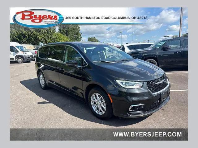 2023 Chrysler Pacifica Touring L for sale near Columbus, OH