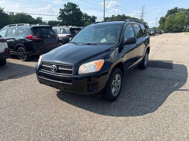 2012 Toyota RAV4 Base for sale in Commerce Charter Twp, MI