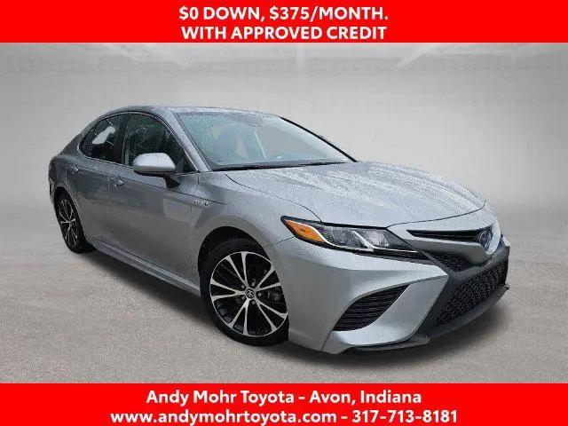 2020 Toyota Camry SE Hybrid for sale in Avon, IN