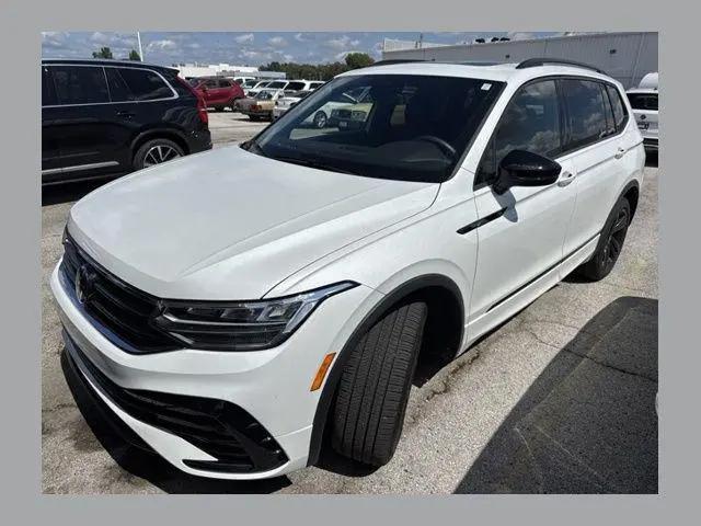 2024 Volkswagen Tiguan 2.0T SE R-Line Black for sale in Perrysburg, OH