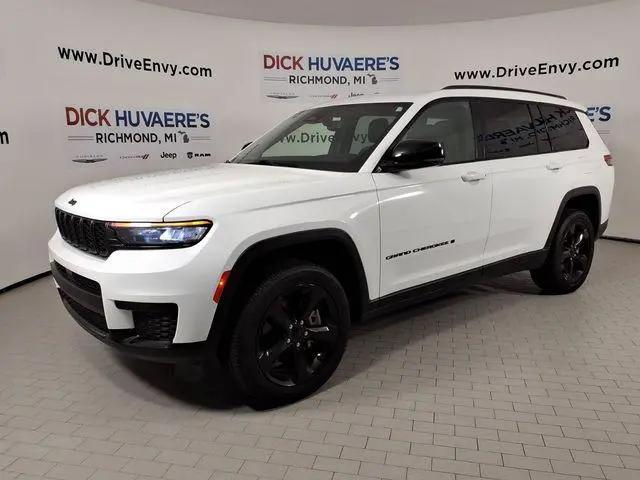 2023 Jeep Grand Cherokee L Altitude 4x4 for sale in Richmond, MI