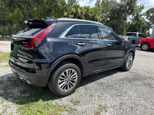 2025 Cadillac XT4 AWD Premium Luxury
