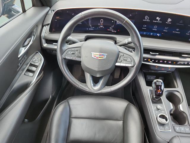 2025 Cadillac XT4 AWD Premium Luxury