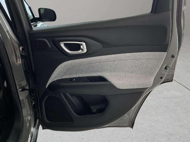 2023 Jeep Compass Latitude Lux FWD