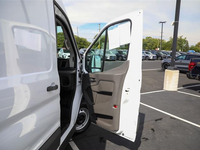 2025 Ford Transit Cargo Van 148 WB Medium Roof Cargo