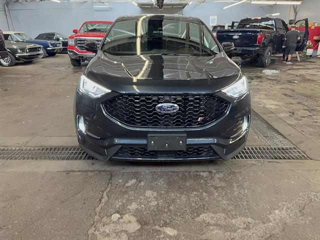 2023 Ford Edge ST