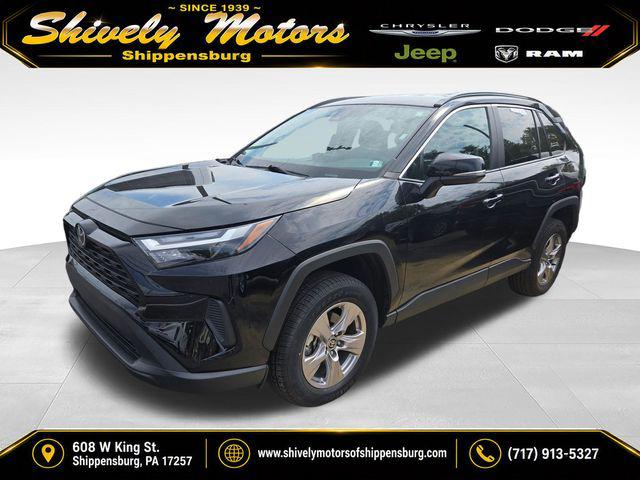 2025 Toyota RAV4 XLE 2025 Toyota RAV4 XLE