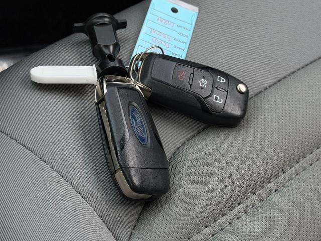 2014 Ford Fusion Hybrid S