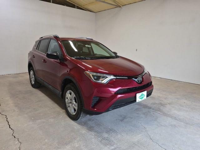 2018 Toyota RAV4 LE for sale in Comanche, TX