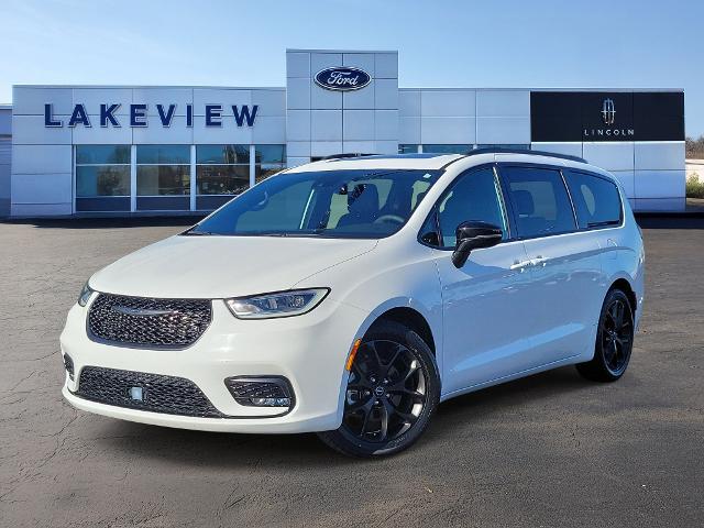 2025 Chrysler Pacifica Limited for sale in Battle Creek, MI