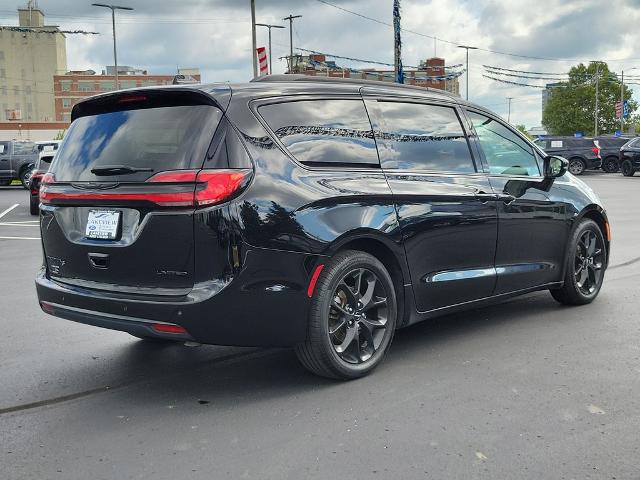 2025 Chrysler Pacifica Limited