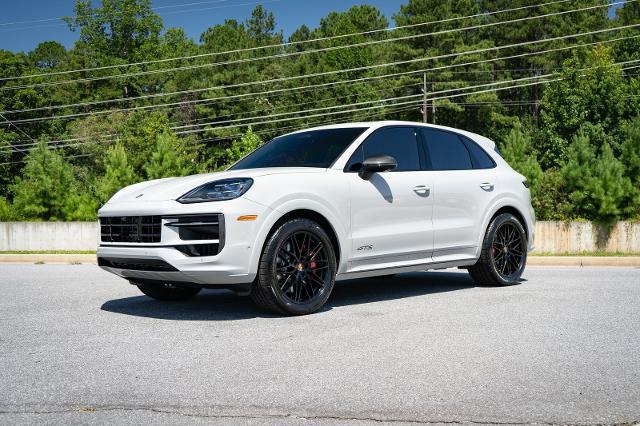 2023 Porsche Cayenne GTS