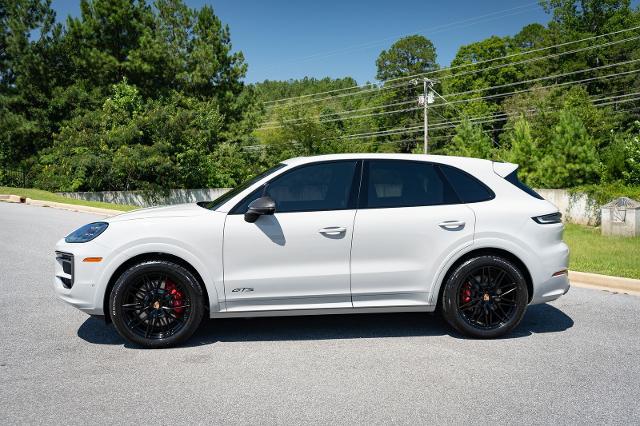 2023 Porsche Cayenne GTS