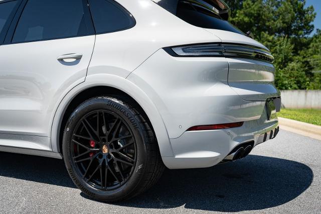 2023 Porsche Cayenne GTS
