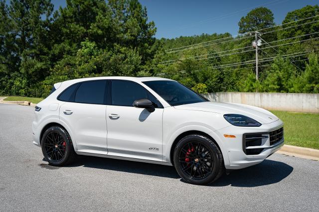 2023 Porsche Cayenne GTS