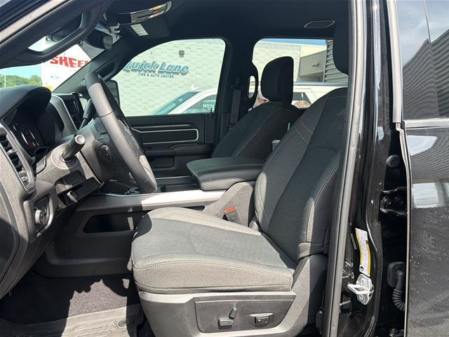 2026 Ram 2500 Big Horn Crew Cab 4x4 64 Box