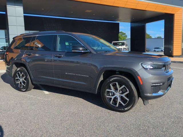 2023 Jeep Grand Cherokee L Limited 4x4 2023 Jeep Grand Cherokee L Limited 4x4