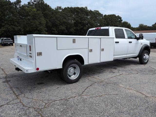2026 RAM 5500 Chassis Tradesman/Big Horn