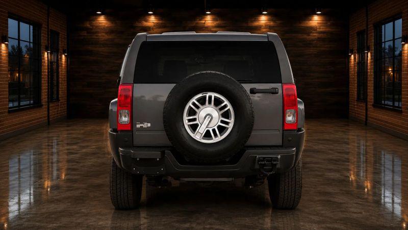 2009 HUMMER H3 Base