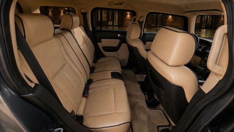 2009 HUMMER H3 Base