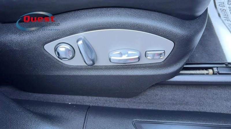 2020 Porsche Macan Base