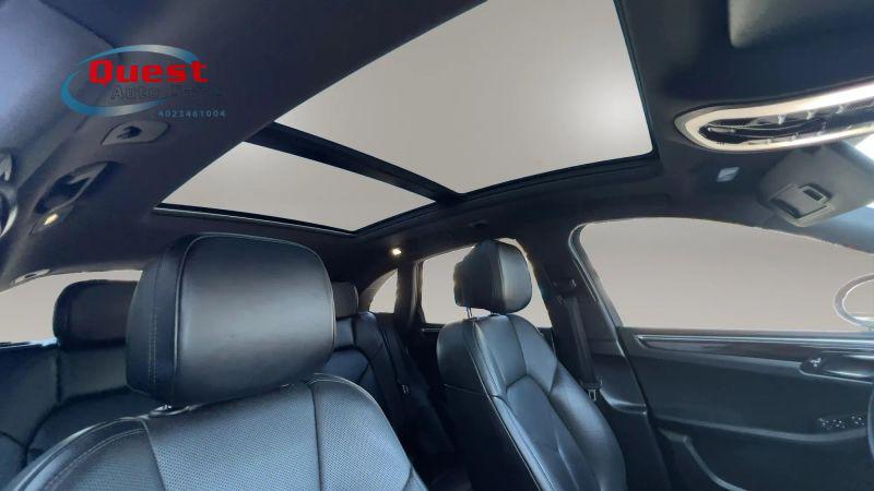 2020 Porsche Macan Base