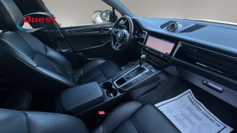 2020 Porsche Macan Base