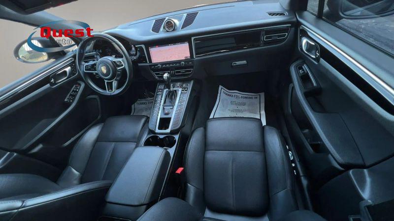 2020 Porsche Macan Base