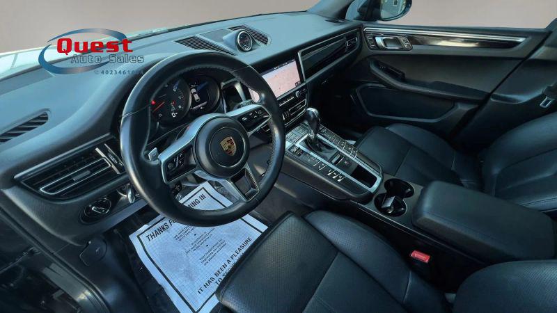 2020 Porsche Macan Base