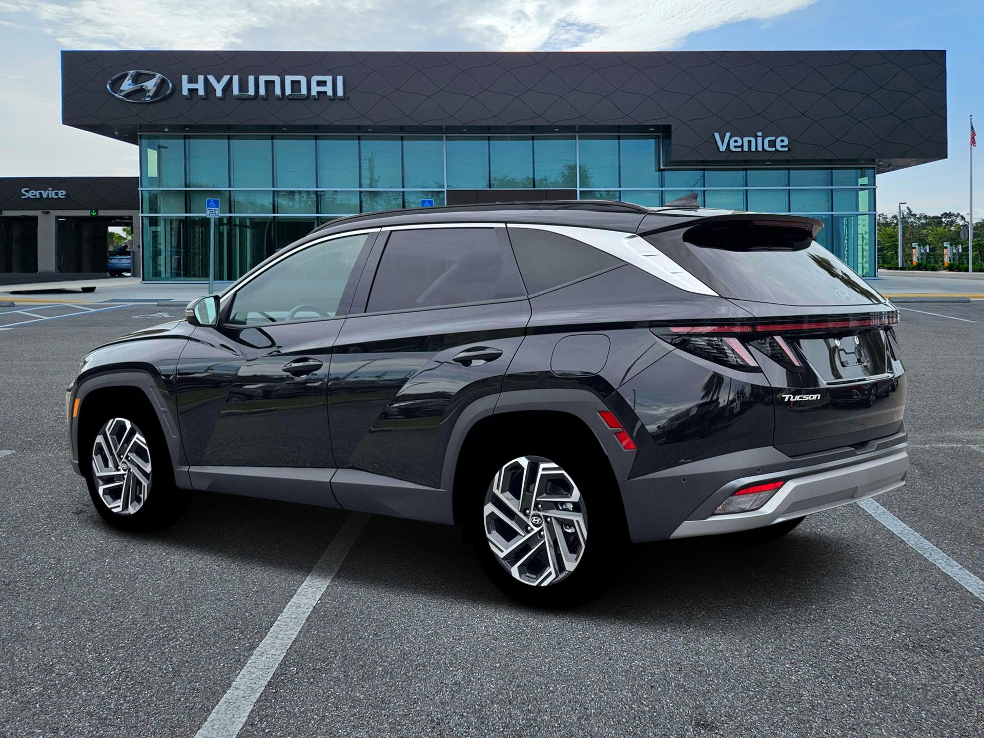 2026 Hyundai TUCSON Limited FWD - Image 4