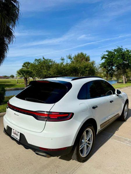 2020 Porsche Macan Base