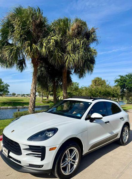 2020 Porsche Macan Base