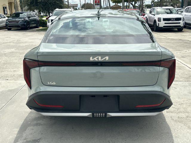 2025 Kia K4 LXS