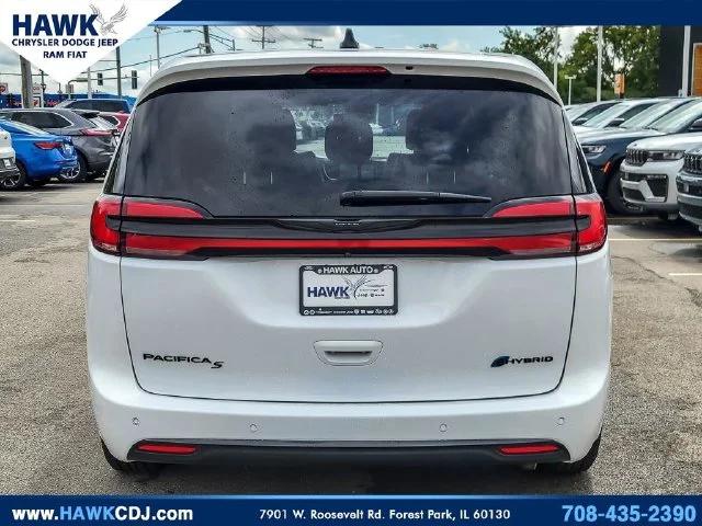 2024 Chrysler Pacifica Hybrid S Appearance Pkg