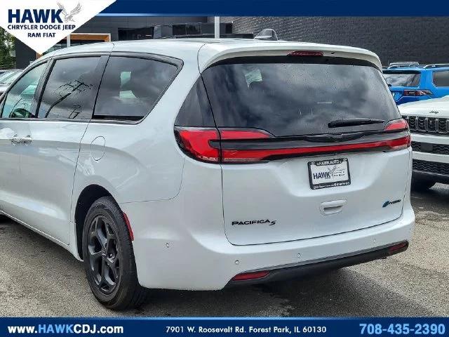 2024 Chrysler Pacifica Hybrid S Appearance Pkg