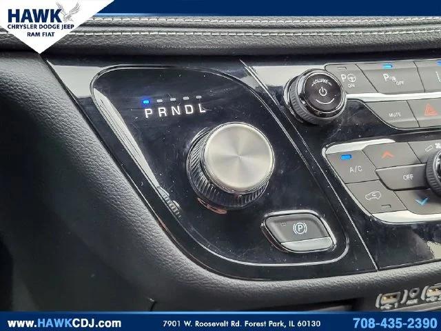 2024 Chrysler Pacifica Hybrid S Appearance Pkg