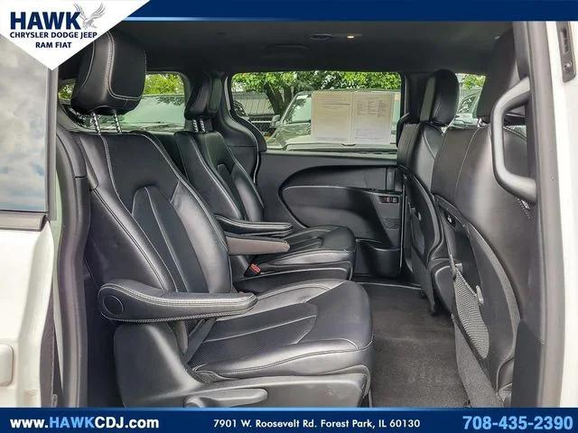 2024 Chrysler Pacifica Hybrid S Appearance Pkg