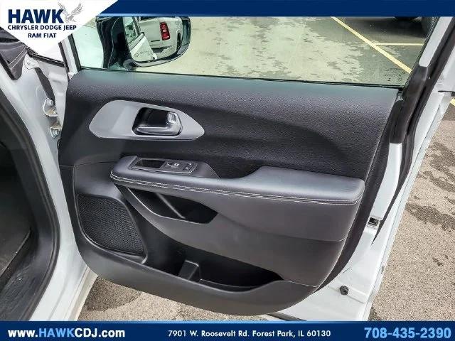2024 Chrysler Pacifica Hybrid S Appearance Pkg