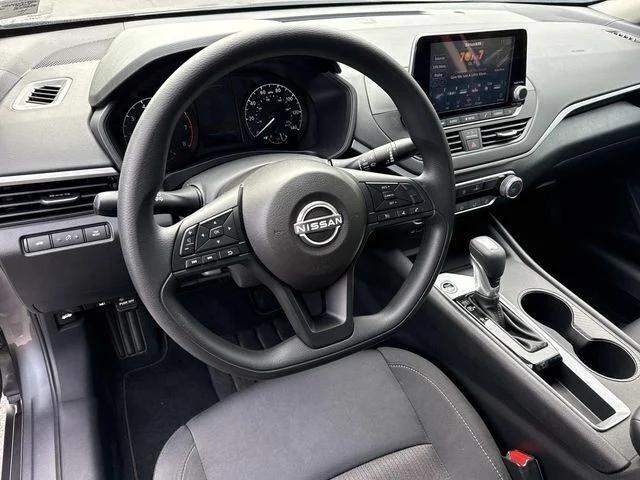 2025 Nissan Altima S FWD 2025 Nissan Altima S FWD