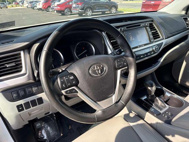 2019 Toyota Highlander XLE 2019 Toyota Highlander XLE